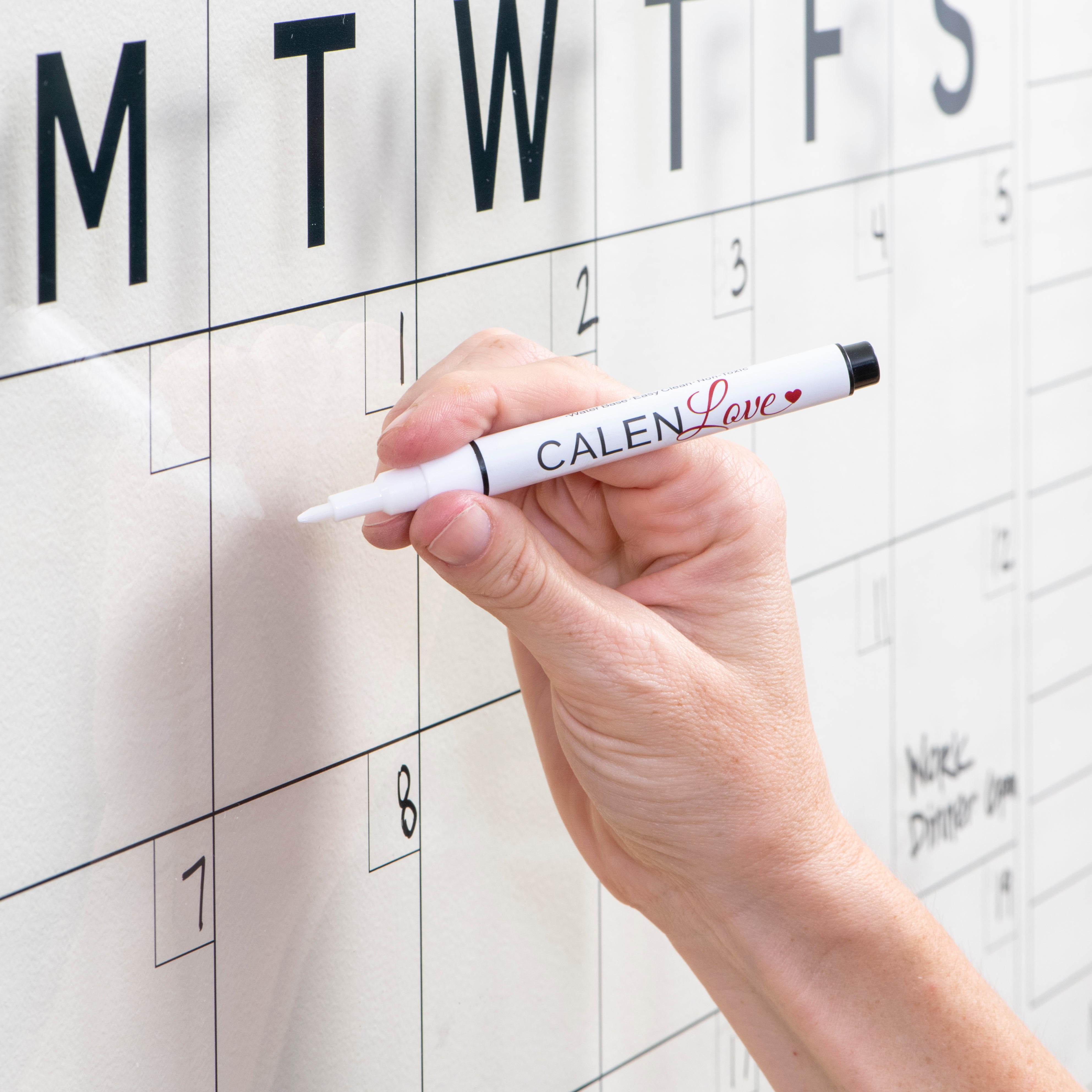 White Dry Erase Maker with Fine Tip